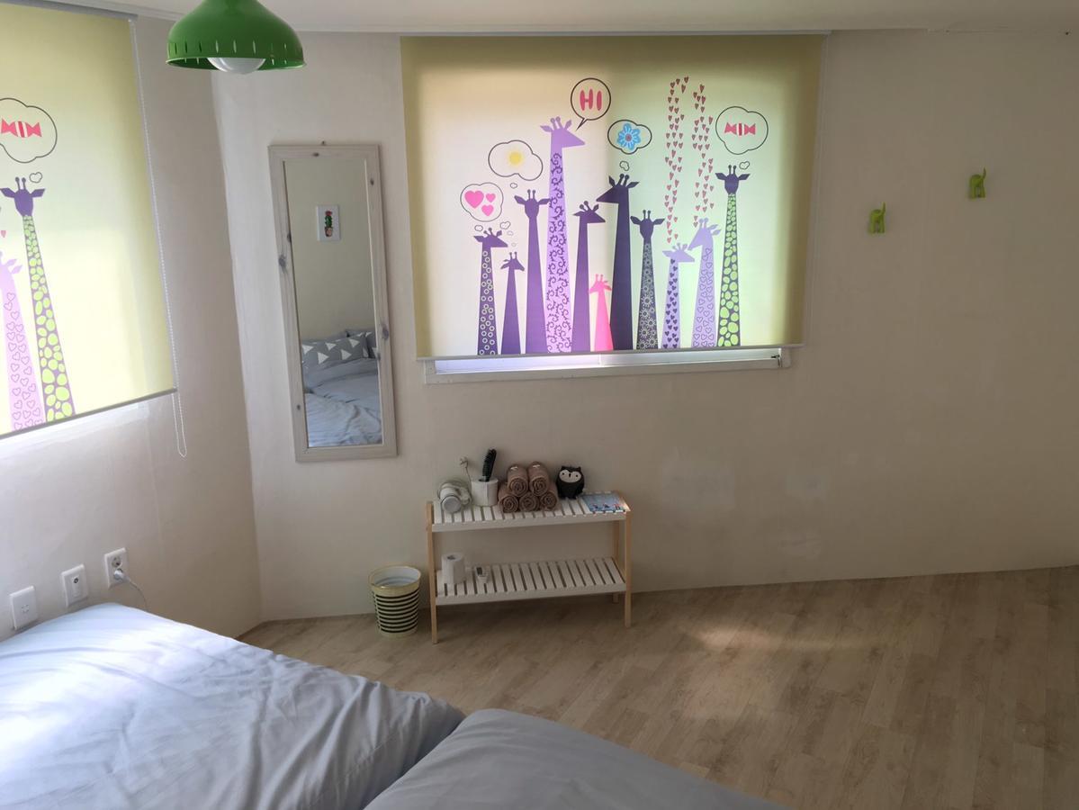 Kiki House Hongdae 2 Hotel Seoel Buitenkant foto
